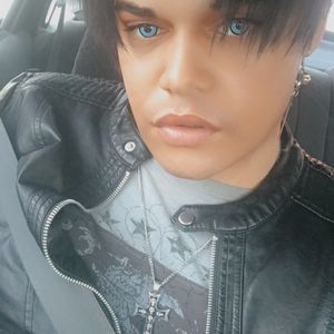 Meet your Posher, Devon